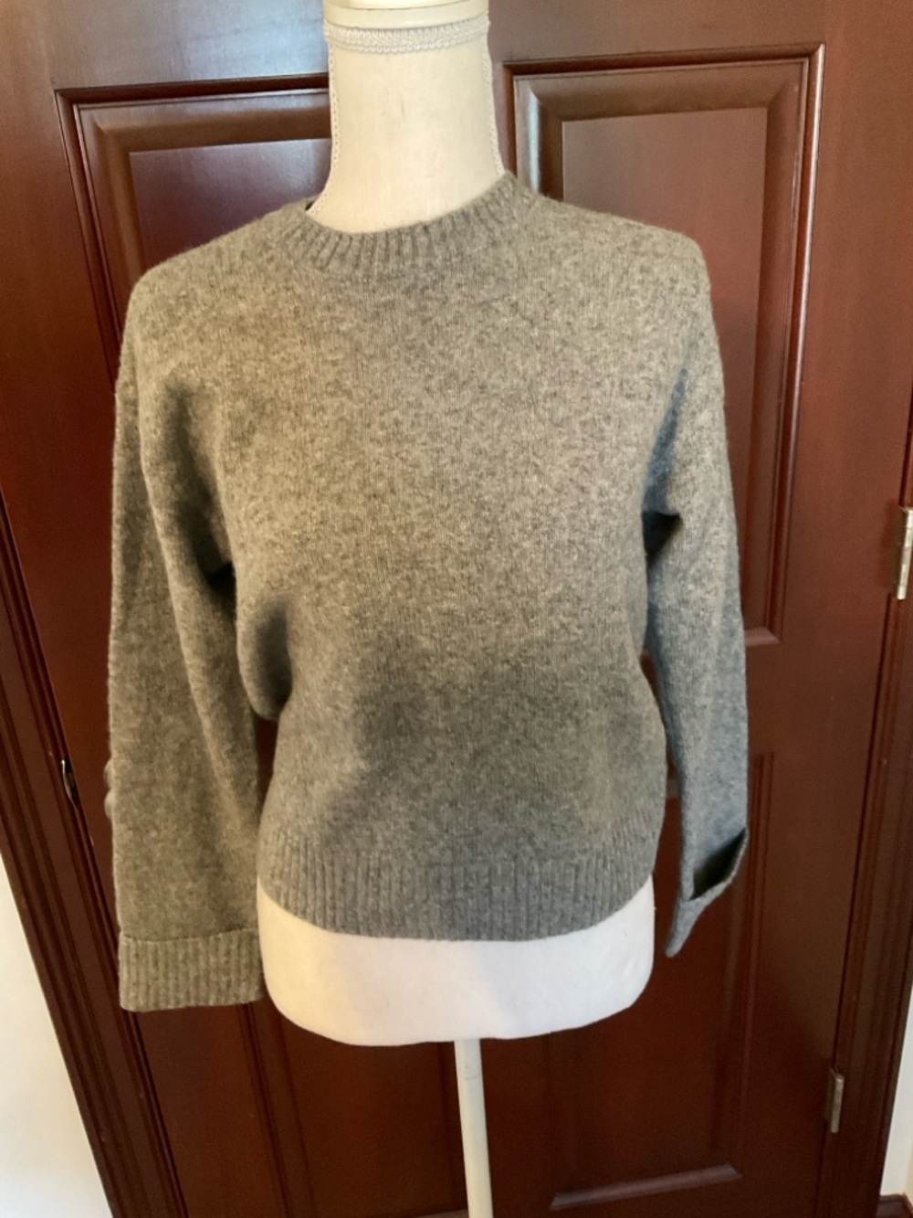 Sincerely Jules Grey Sweater. Sz. Small NWT